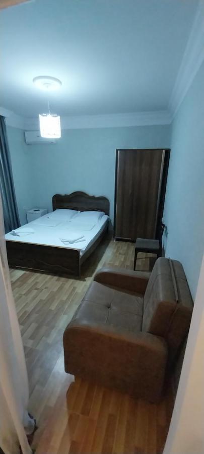 Hotel Damashni Batumi Bagian luar foto