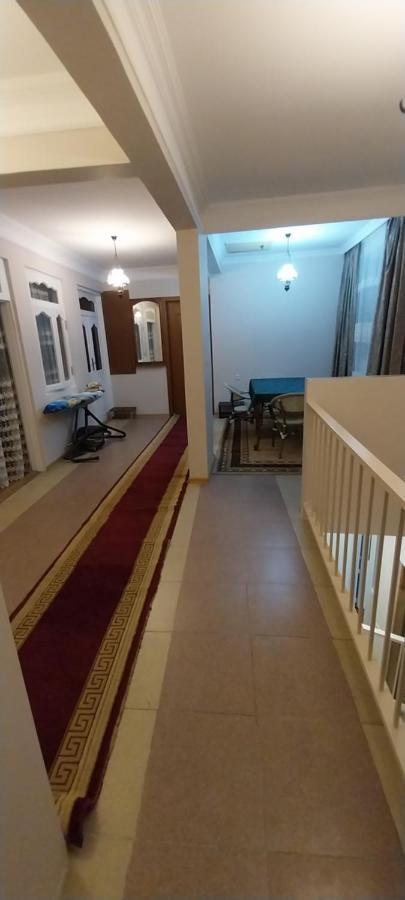 Hotel Damashni Batumi Bagian luar foto