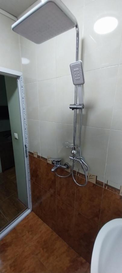 Hotel Damashni Batumi Bagian luar foto